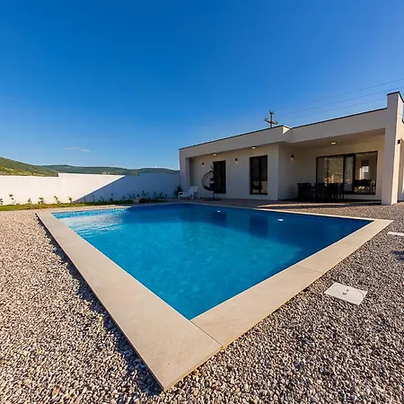Mila * Blagaj